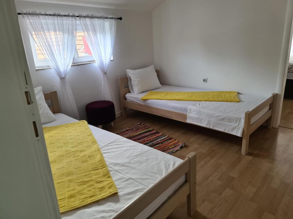 Nikšić Js Apartmani מראה חיצוני תמונה