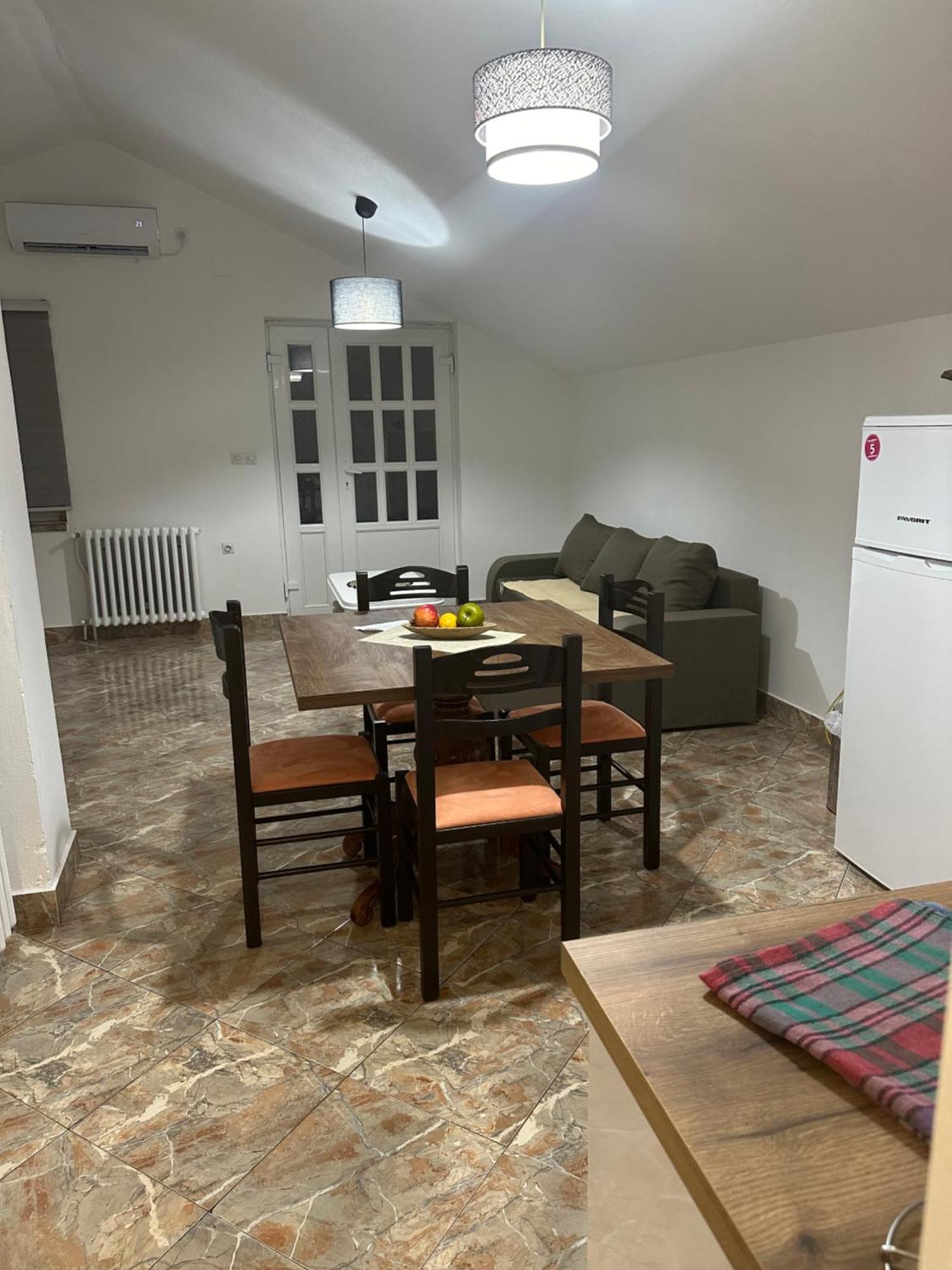 Nikšić Js Apartmani מראה חיצוני תמונה