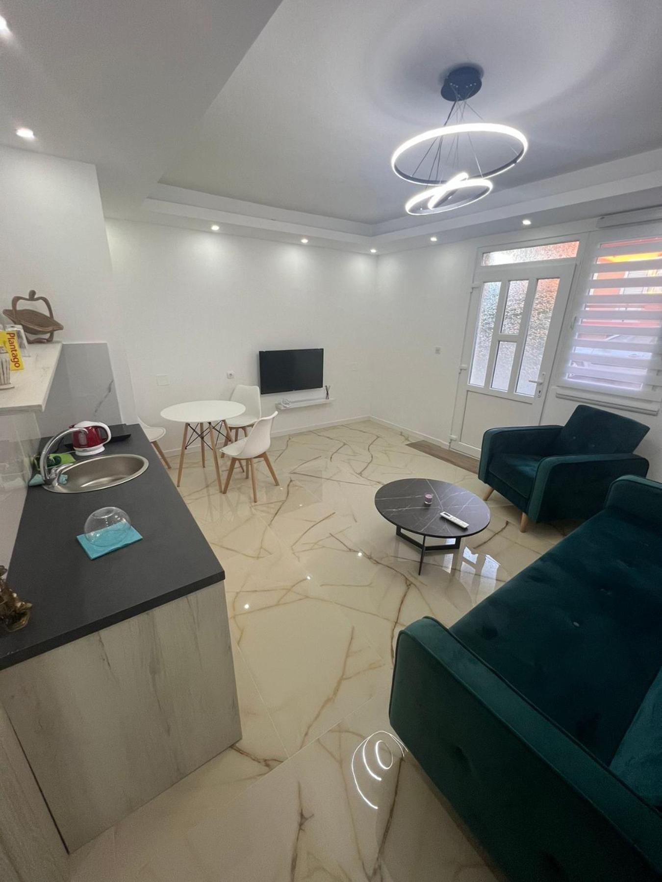 Nikšić Js Apartmani מראה חיצוני תמונה